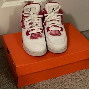 Jordan alternate 89 Size 7